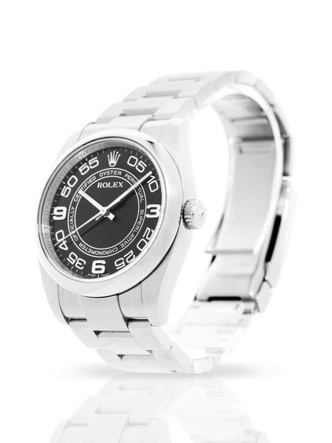 Rolex Oyster Perpetual 116000 Image 2